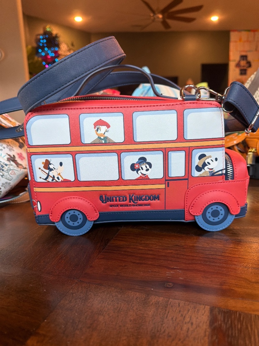 United Kingdom Epcot Disney Bus Bag